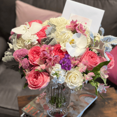 Jennifer - ART Flowers LA