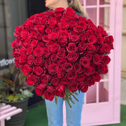 Red Roses upon request - ART Flowers LA