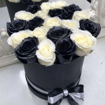 White and Black - ART Flowers LA