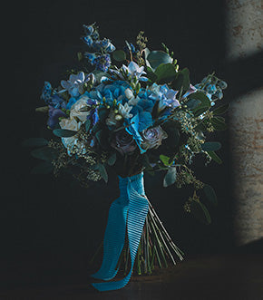 A Guide to Blue Wedding Bouquets and Creative Ways to Use Them