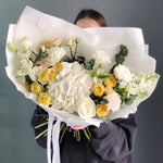 Chic Bouquet - ART Flowers LA