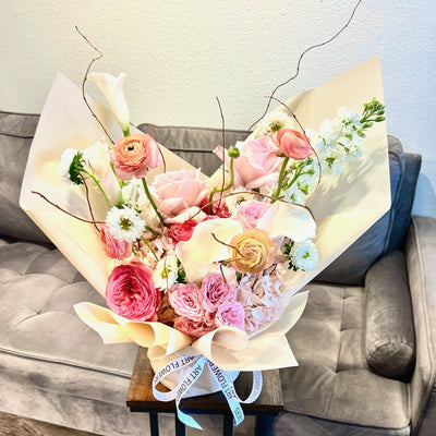 Elegance in a box - ART Flowers LA