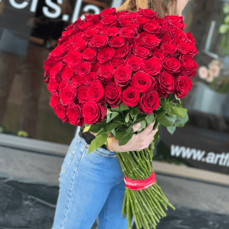 100 Red Roses - ART Flowers LA