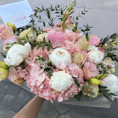 Performance - ART Flowers LA