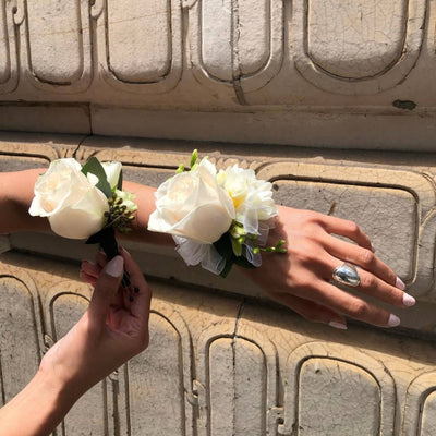 White - ART Flowers LA